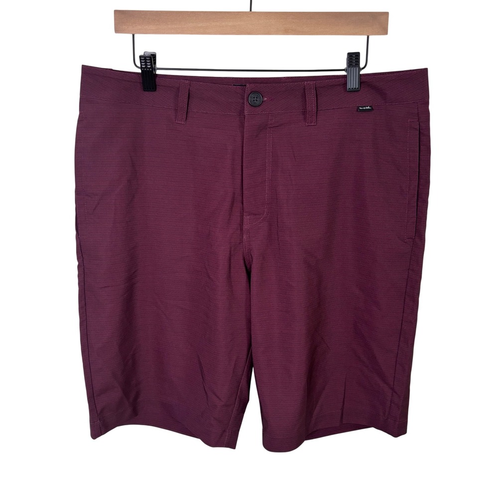 Travis Matthew Mens Shorts Sz 34 Loreto Par 4 Burgundy Maroon Golf 10" Inseam